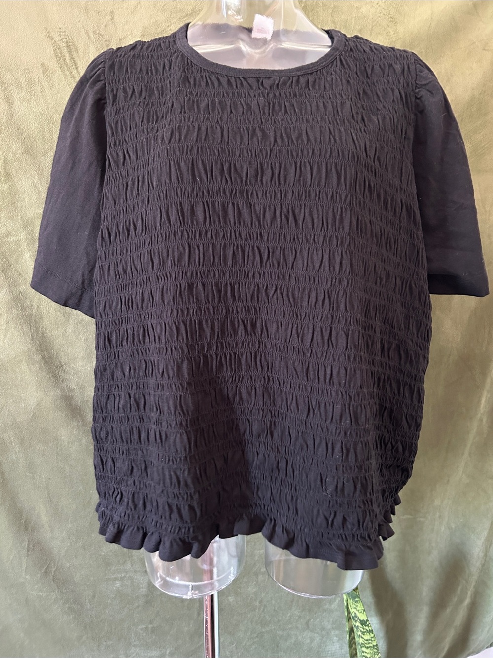 Old Navy Black Short Sleeve Smocked Ruffle Hem Top